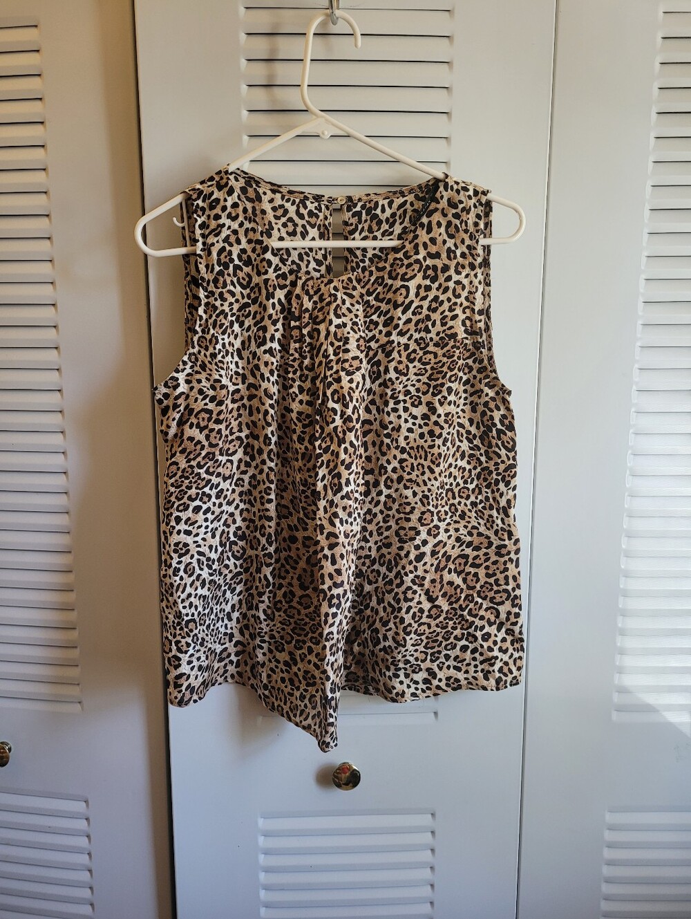 Zara Woman 100% Silk Leopard Print Sleeveless Blouse Size Medium - Picture 2 of 6